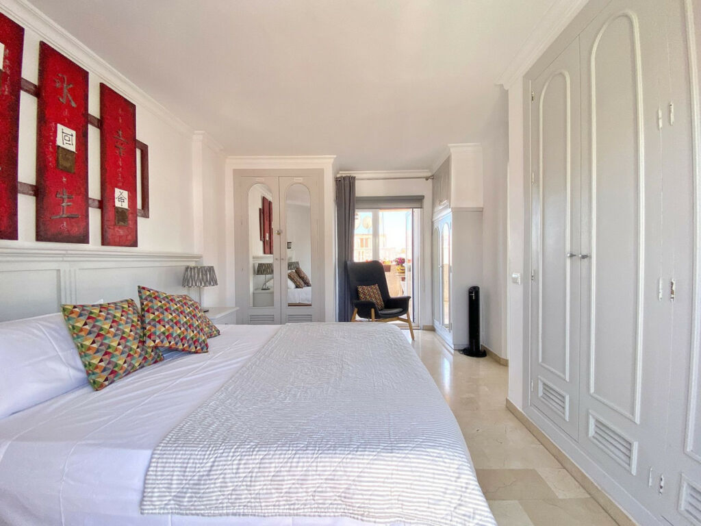 Top Floor Apartment Marbella Málaga - image 15