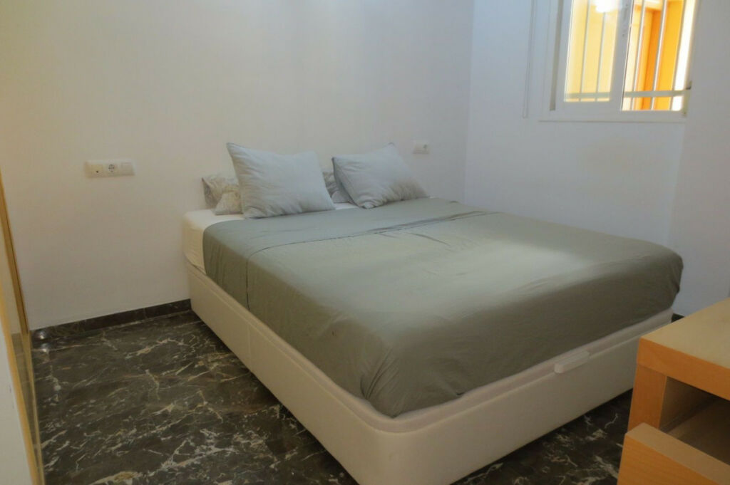 Middle Floor Apartment Fuengirola Málaga - image 15