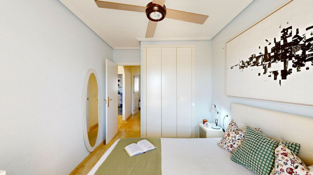 Middle Floor Apartment Campoamor Alicante - image 15
