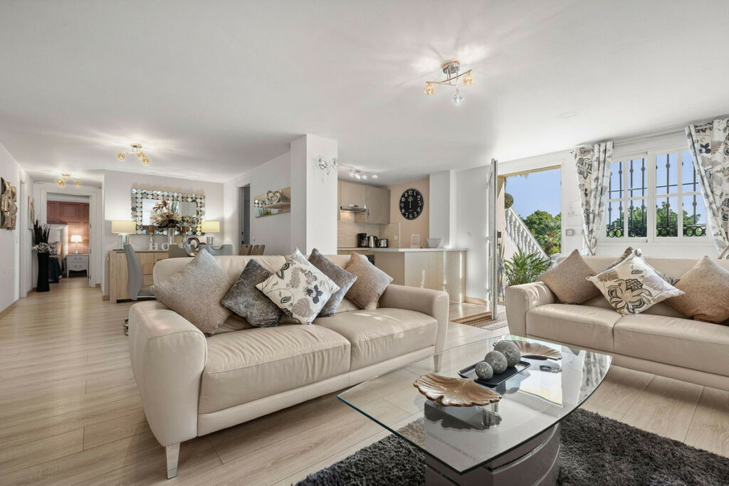 Detached Villa Alhaurín de la Torre Málaga - image 15