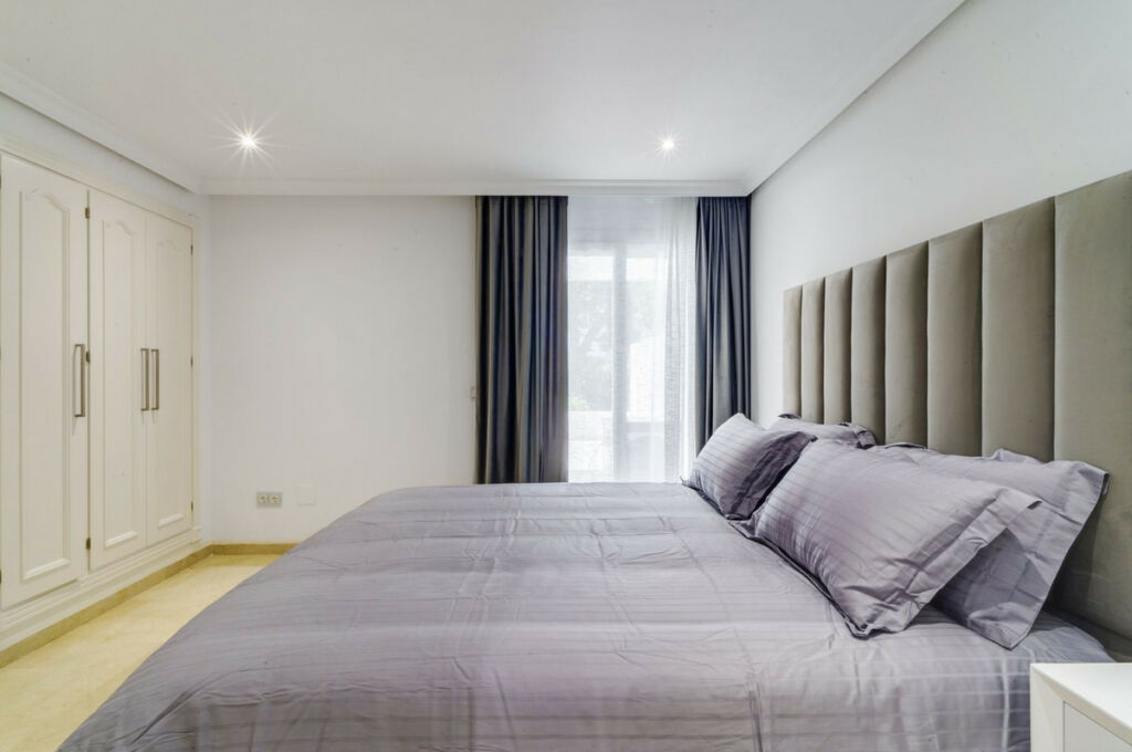 Ground Floor Apartment Estepona Málaga - image 15