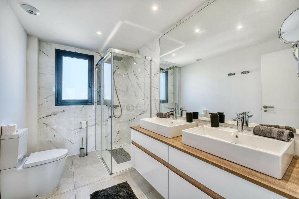 Penthouse Duplex Selwo Málaga - image 15