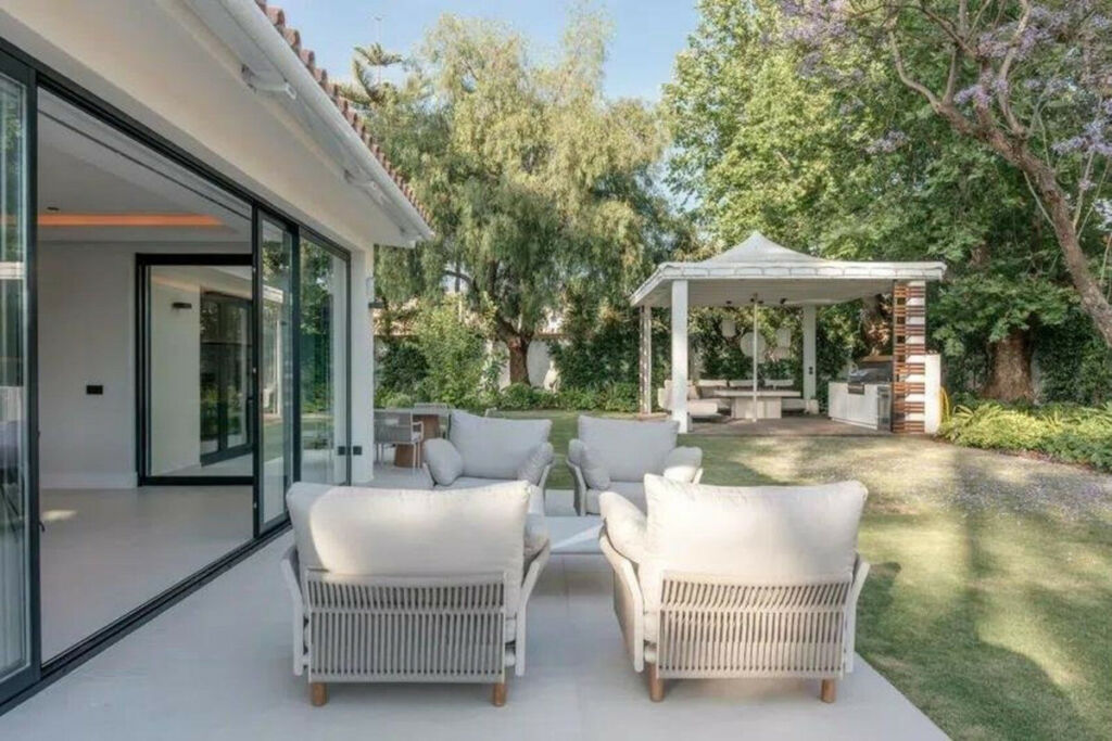 Detached Villa Puerto Banús Málaga - image 15