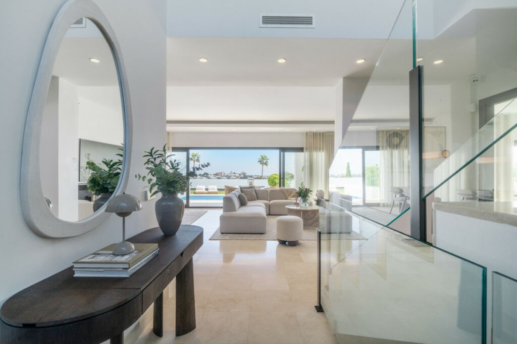 Detached Villa Benahavís Málaga - image 15