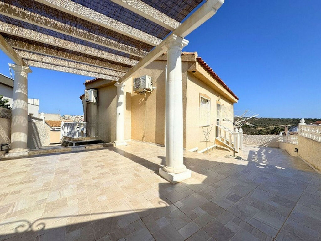 Detached Villa Ciudad Quesada Alicante - image 15