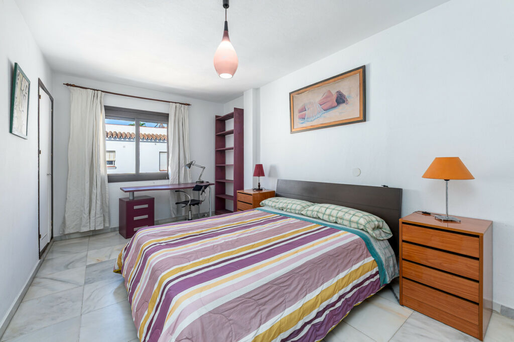 Townhouse Estepona Málaga - image 15