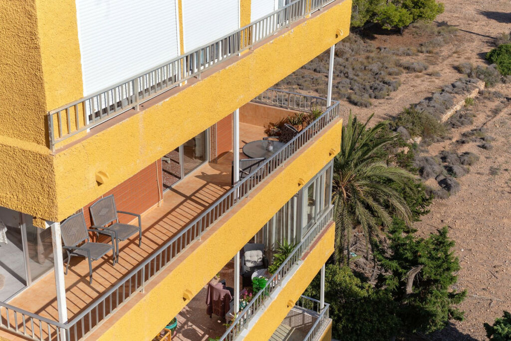 Middle Floor Apartment Punta Prima Alicante - image 15
