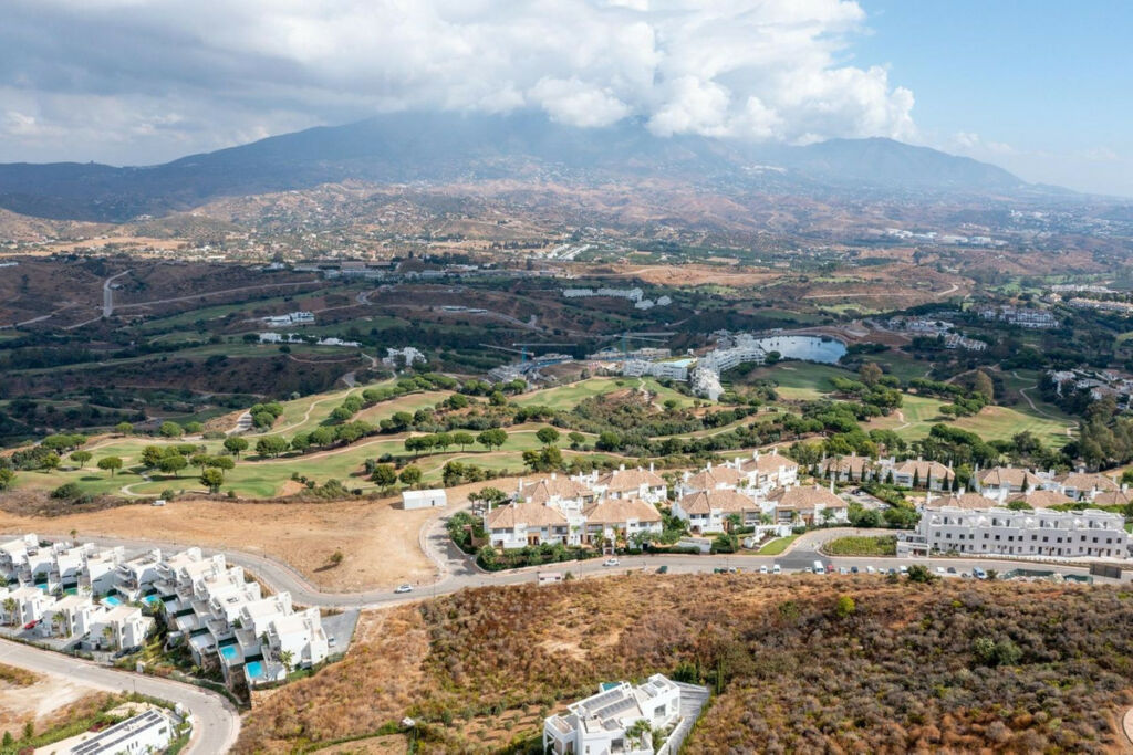Commercial Plot La Cala Golf Málaga - image 15