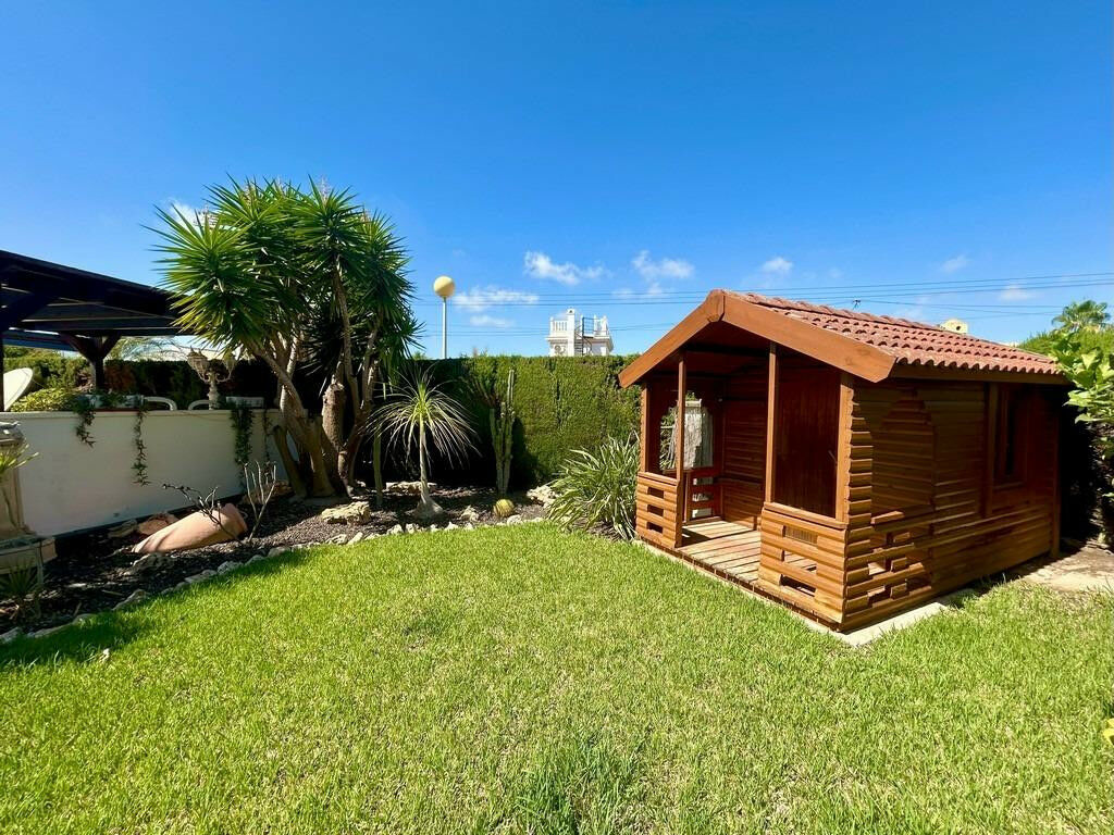 Detached Villa Cabo Roig Alicante - image 15
