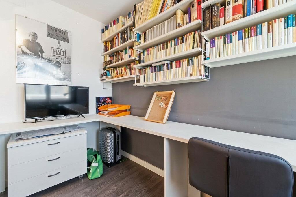 Middle Floor Apartment Campoamor Alicante - image 15