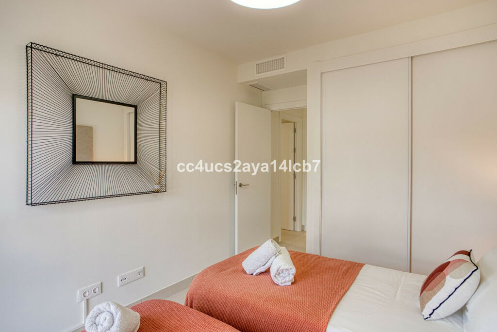 Middle Floor Apartment Calanova Golf Málaga - image 15