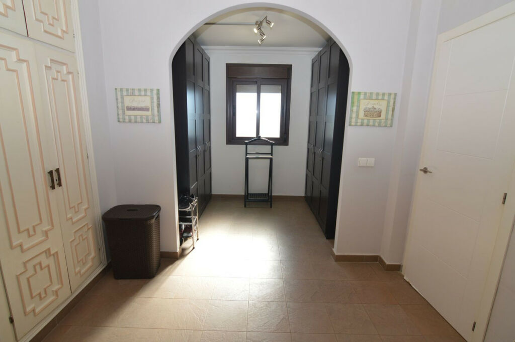 Detached Villa San Pedro de Alcántara Málaga - image 15