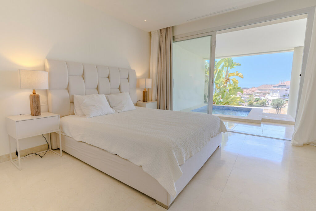 Duplex Nueva Andalucía Málaga - image 15