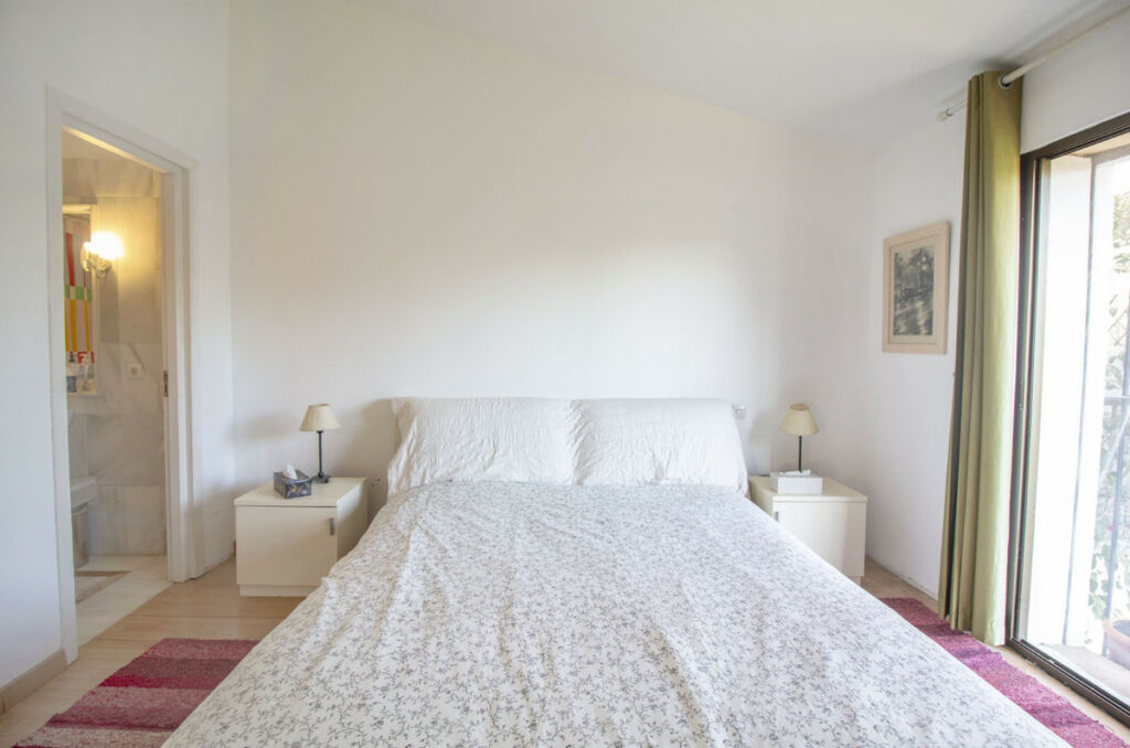 Middle Floor Apartment Estepona Málaga - image 15