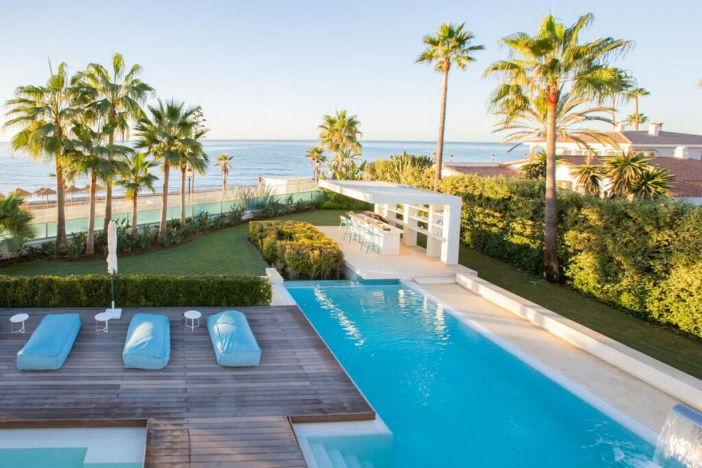 Detached Villa Marbella Málaga - image 15