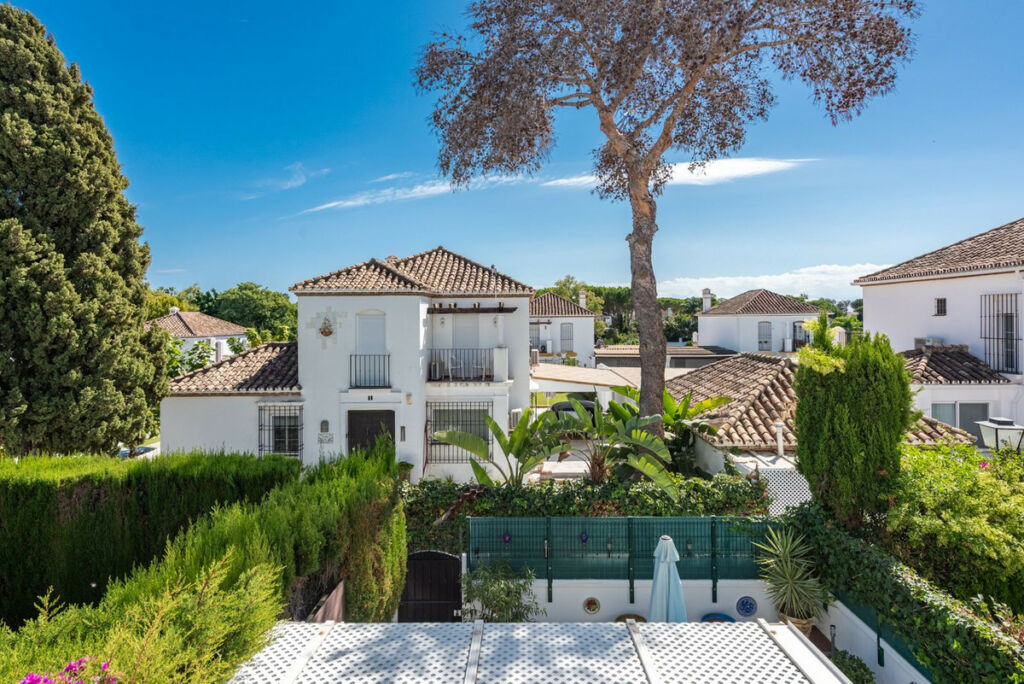 Semi-Detached House Benamara Málaga - image 15