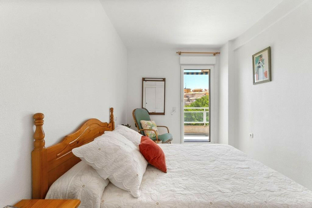 Middle Floor Apartment Orihuela Costa Alicante - image 15