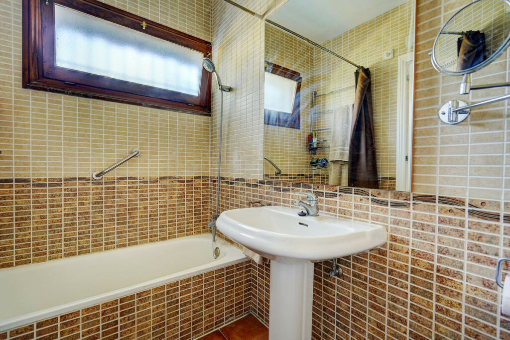 Detached Villa Calahonda Málaga - image 15
