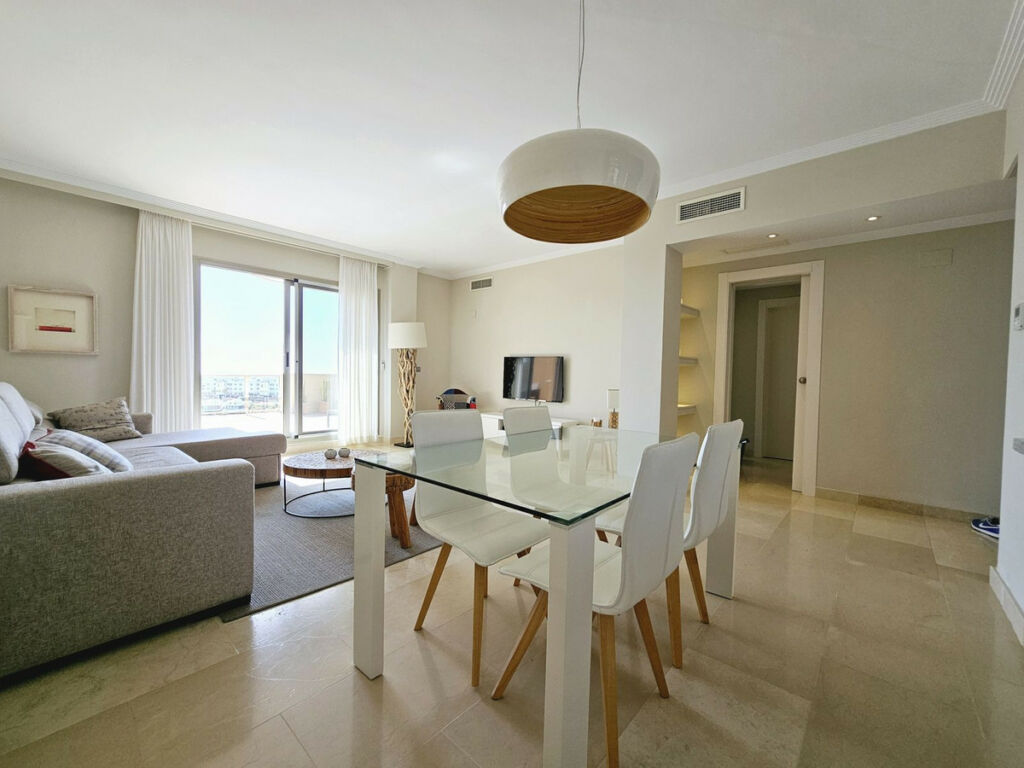 Penthouse Selwo Málaga - image 15