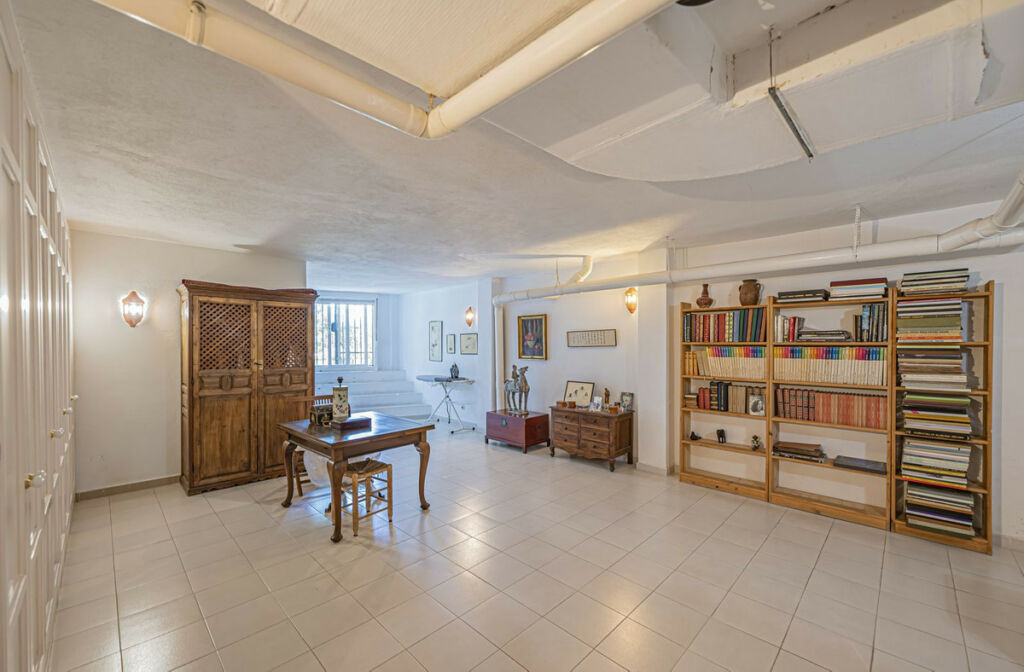 Townhouse Nueva Andalucía Málaga - image 15