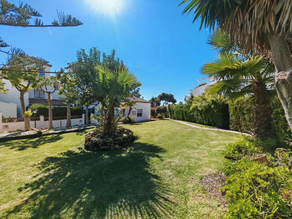 Penthouse Duplex Costabella Málaga - image 15