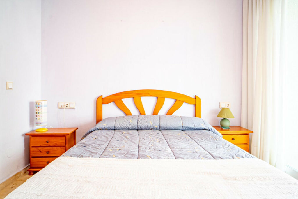 Middle Floor Apartment Benidorm Alicante - image 15