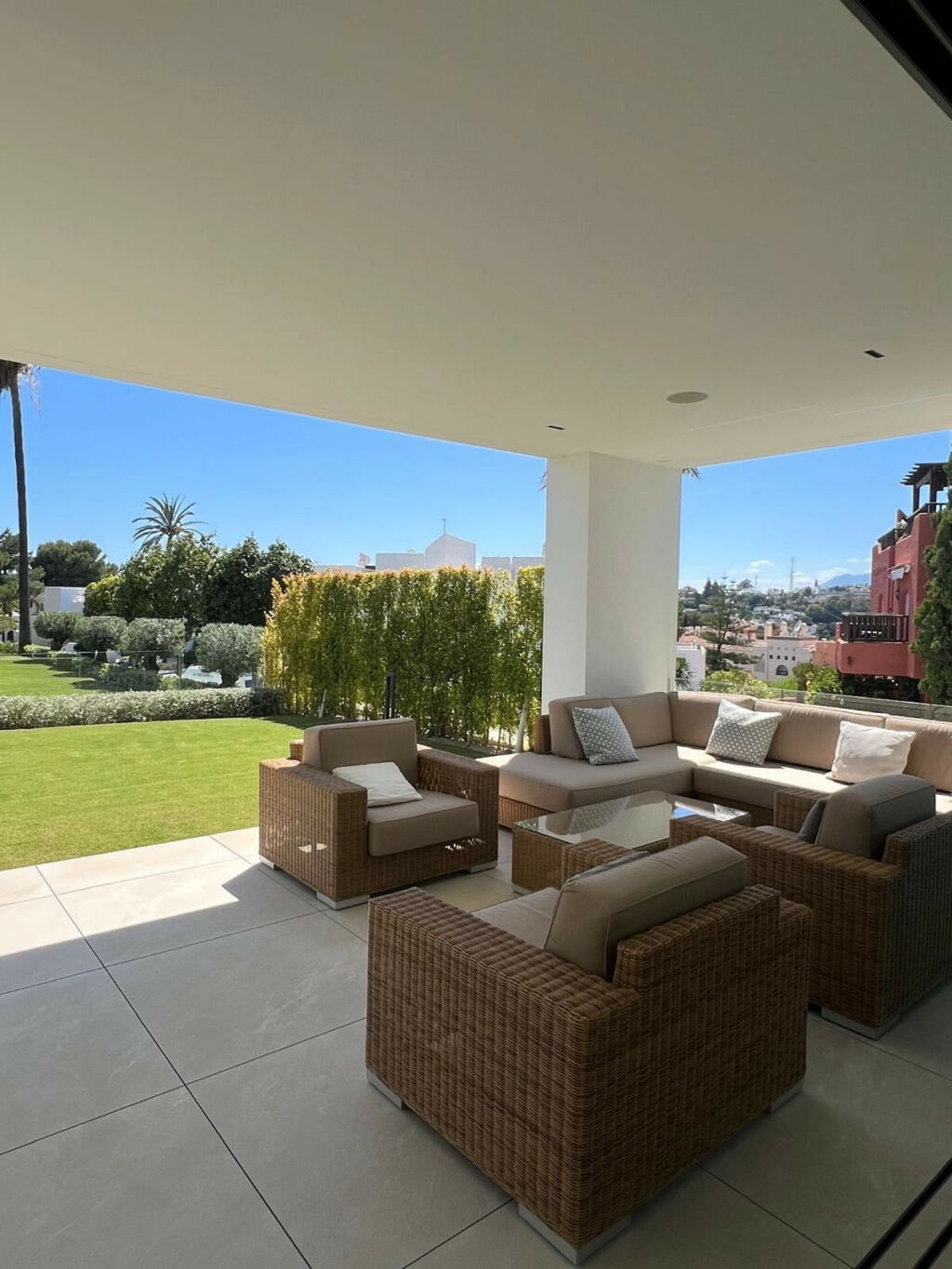 Semi-Detached House Nueva Andalucía Málaga - image 15