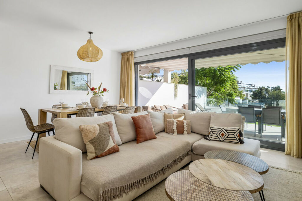 Ground Floor Apartment Estepona Málaga - image 15