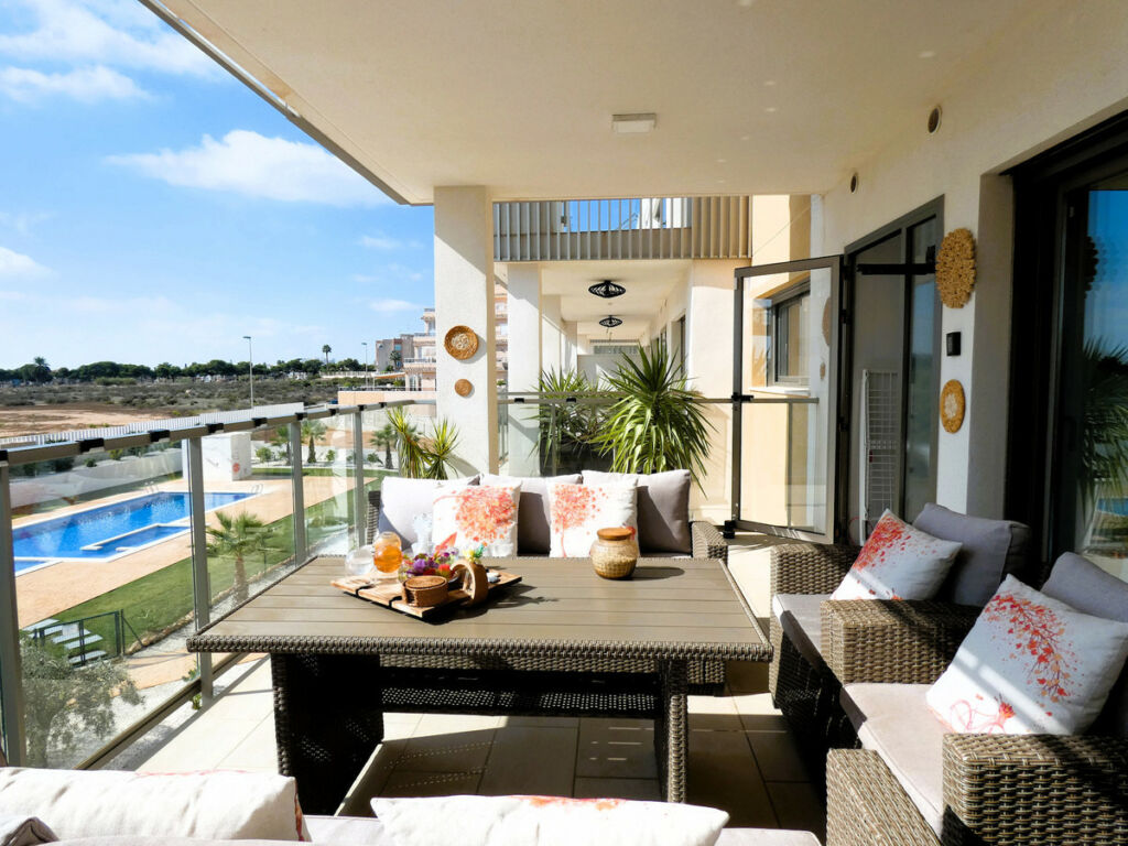 Middle Floor Apartment Los Dolses Alicante - image 15