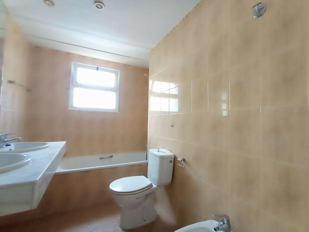 Middle Floor Apartment Calahonda Málaga - image 15