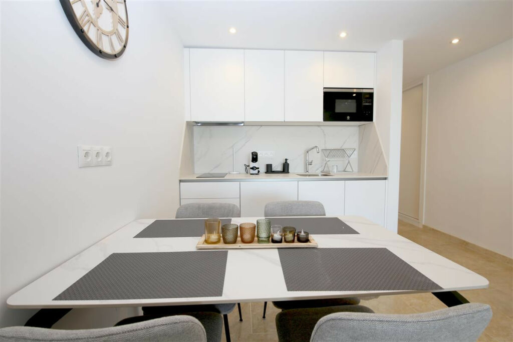 Ground Floor Apartment Estepona Málaga - image 15