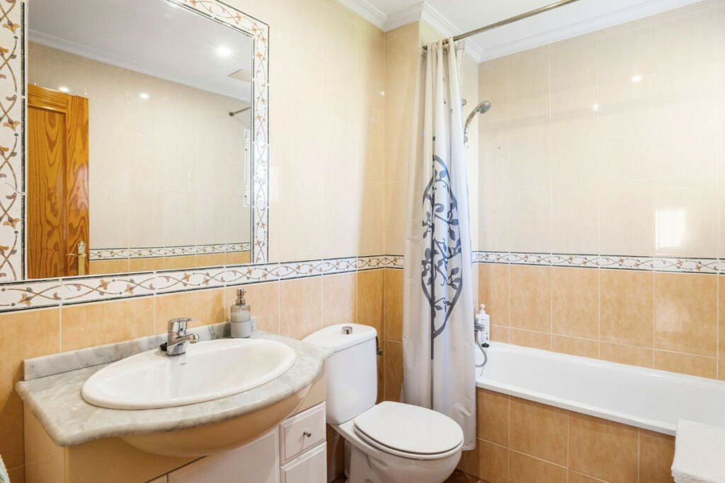 Middle Floor Apartment Orihuela Costa Alicante - image 15