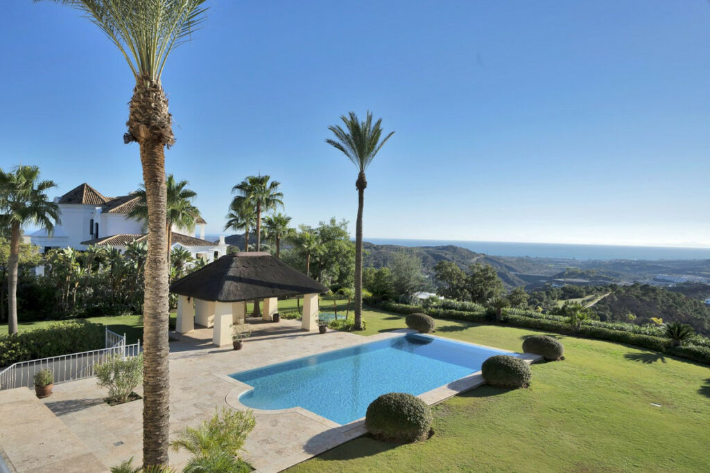 Detached Villa Benahavís Málaga - image 15