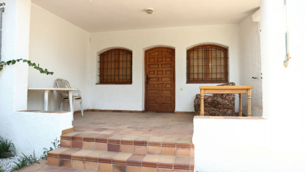 Detached Villa La Zenia Alicante - image 15