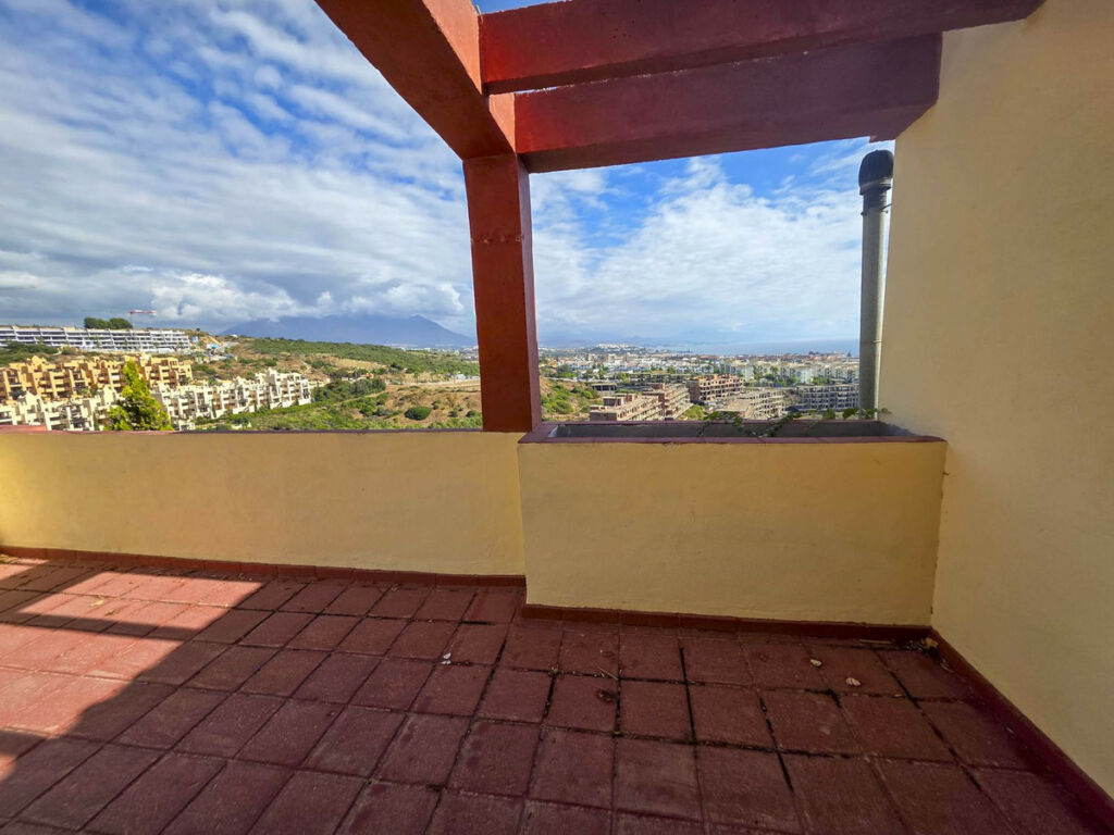 Duplex La Duquesa Málaga - image 16