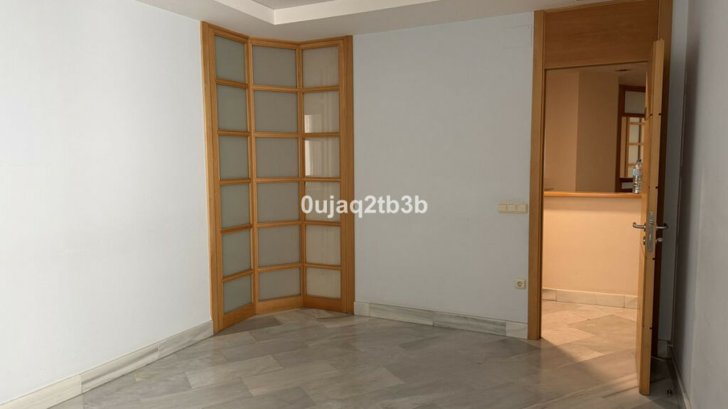 Office Marbella Málaga - image 16