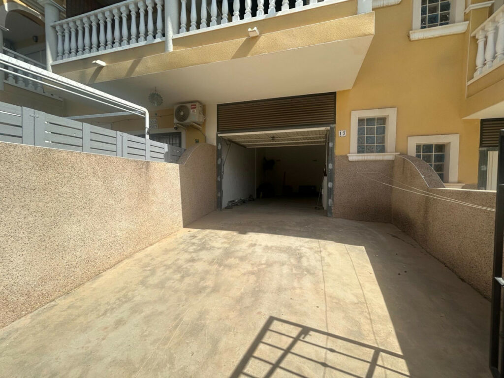 Townhouse Montemar Alicante - image 16
