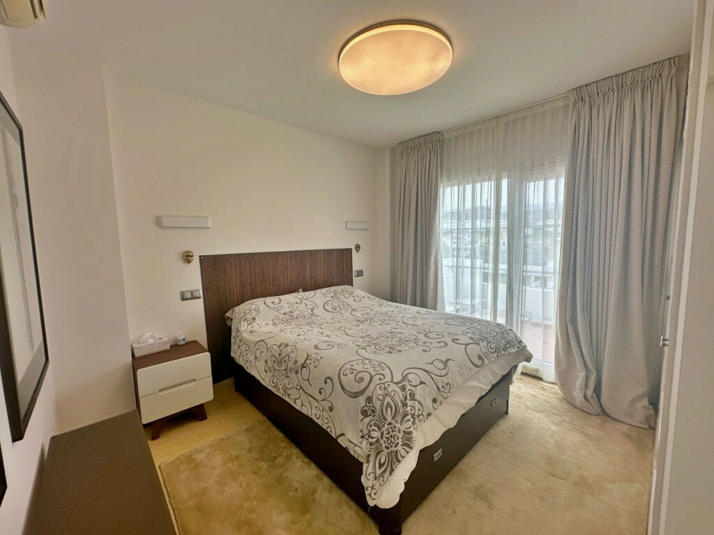 Detached Villa Selwo Málaga - image 16