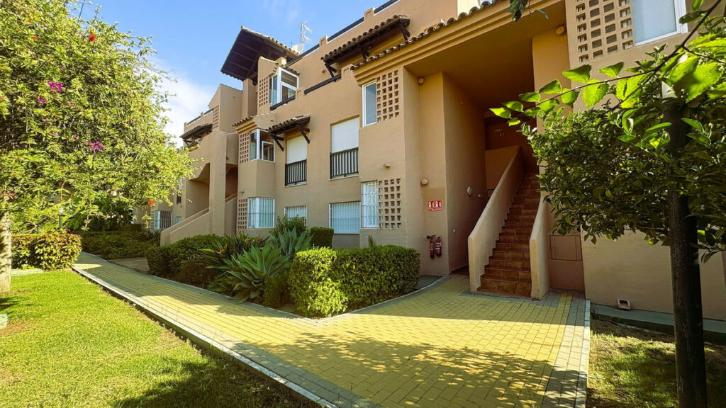 Ground Floor Apartment Casares Playa Málaga - image 16