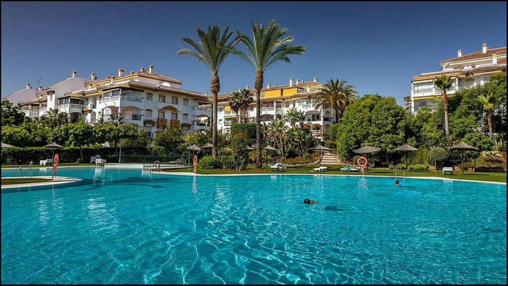 Penthouse Puerto Banús Málaga - image 16