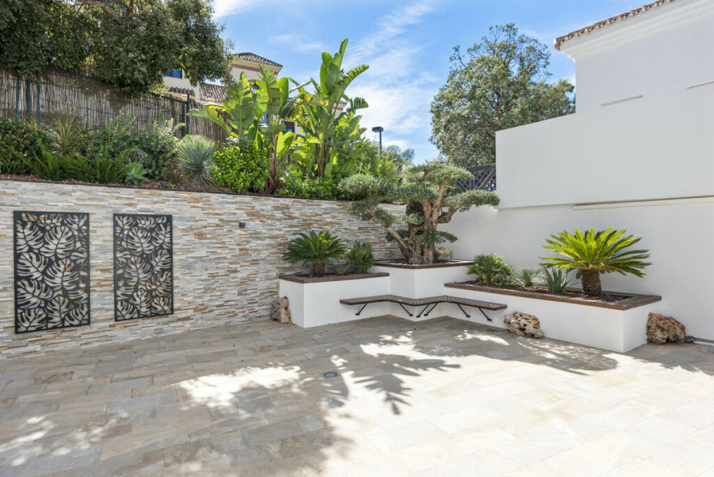 Townhouse La Mairena Málaga - image 16