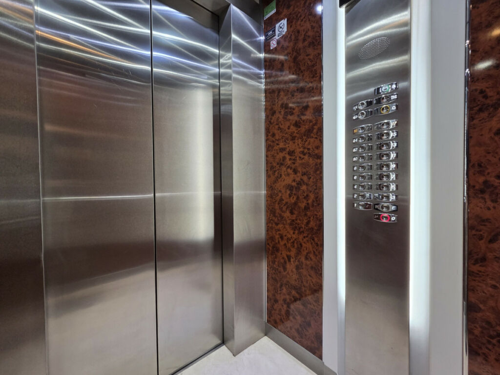 Middle Floor Studio Marbella Málaga - image 16