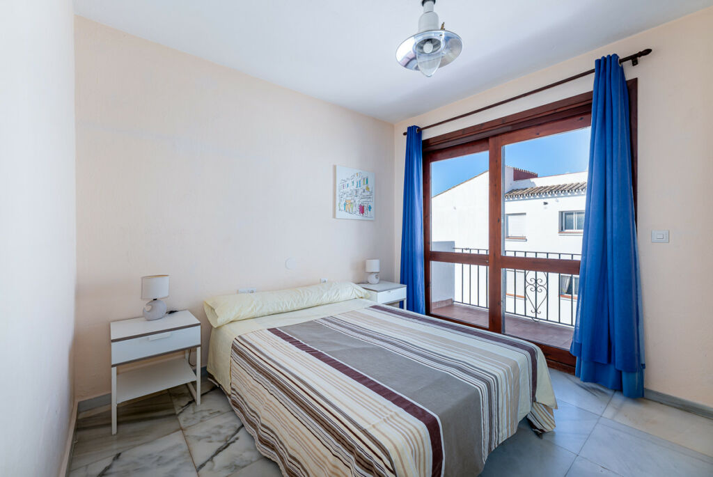 Townhouse Estepona Málaga - image 16