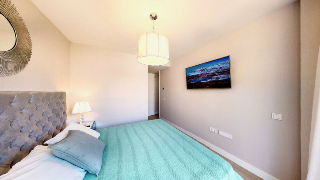 Ground Floor Apartment Estepona Málaga - image 16