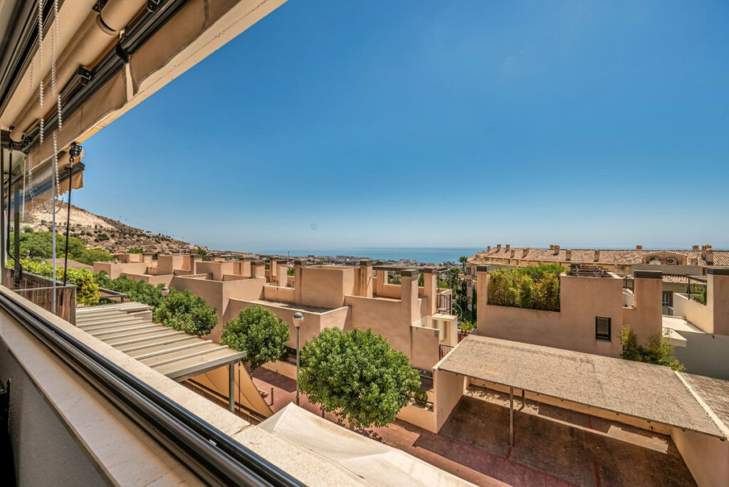 Middle Floor Apartment Benalmadena Pueblo Málaga - image 16