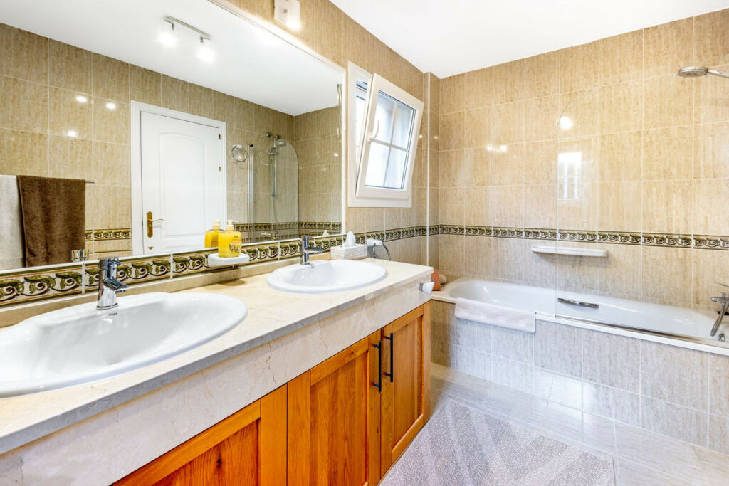 Ground Floor Apartment Alhaurin Golf Málaga - image 16