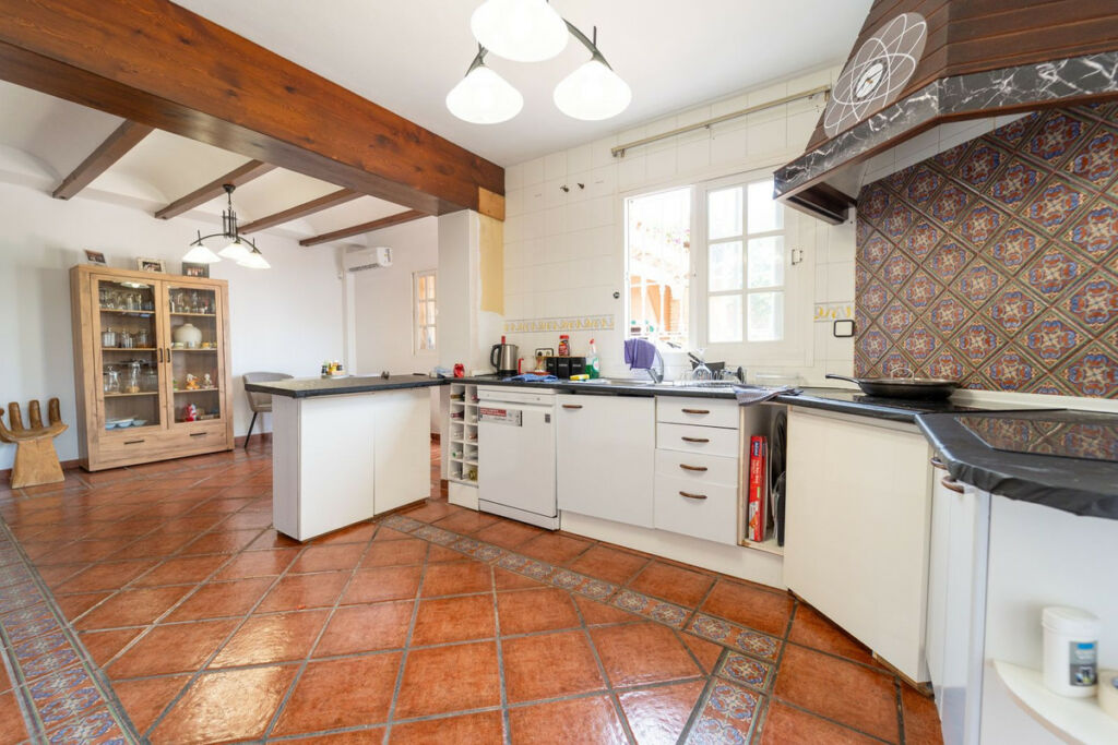 Detached Villa Fuengirola Málaga - image 16
