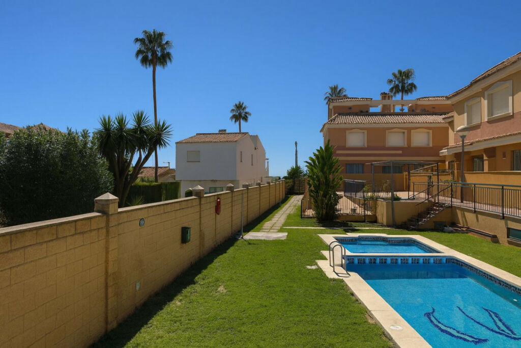 Townhouse Rincón de la Victoria Málaga - image 16