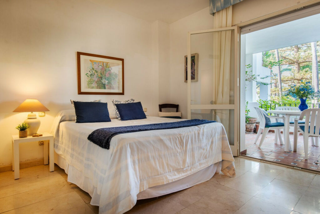 Middle Floor Apartment San Pedro de Alcántara Málaga - image 16