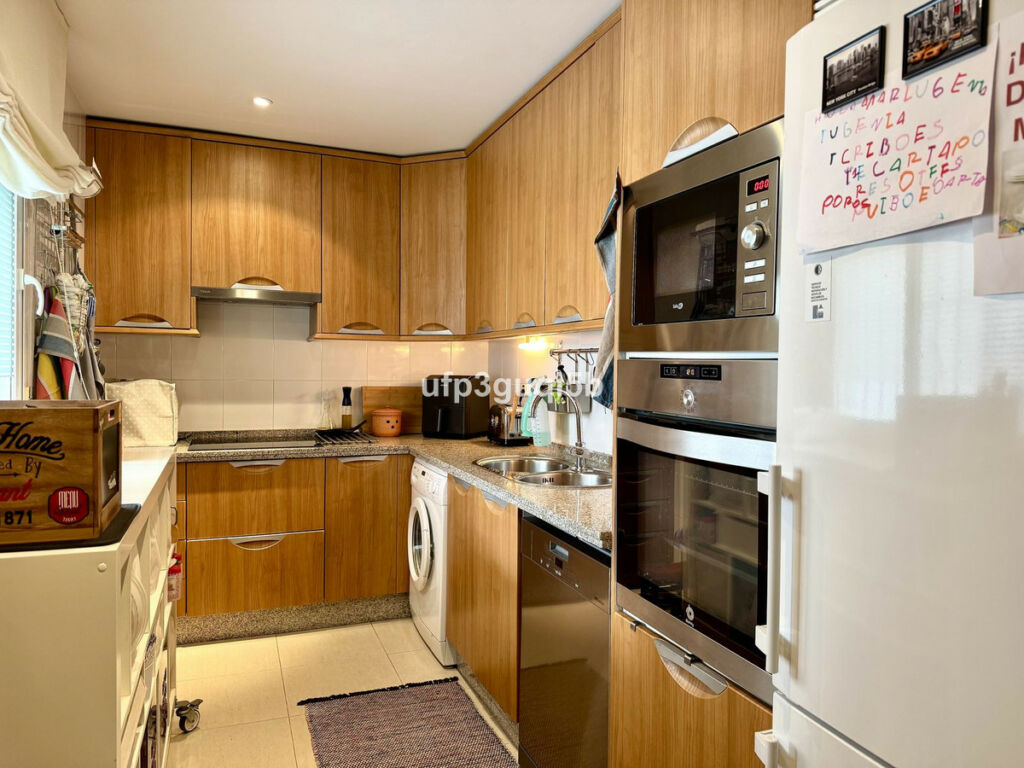 Penthouse Torrequebrada Málaga - image 16